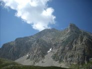 la statua dal lago (sotto la nuvola)