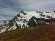 stato della bastionata: numerosi i canali di misto di accesso al ghiacciaio.