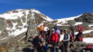 foto di gruppo davanti al 