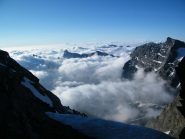 Dal Passo delle Disgrazie verso l'Italia. Al centro l'Uja di Mondrone