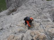 05 - in discesa dal sentiero attrezzato, la prospettiva inganna.. non è molto esposto