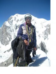 In vetta alla Tour Ronde con dietro il Bianco...