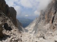 02 - dalla Forcella di Sassolungo verso la valle del Sassolungo