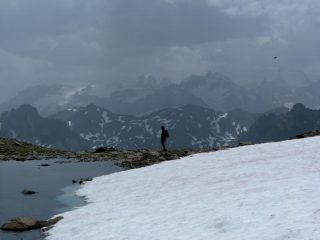 foschia e nuvolaglia sulle alte cime