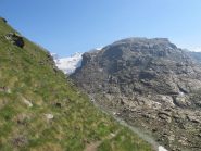 Il Monte Rosso di Verra visto scendendo ai laghi