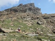 La prima parte di salita dopo aver aggirato il lago