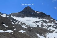 la Punta Bassac Nord vista dalla morena del piccolo Ghiacciaio di San Martino (8-7-2012)