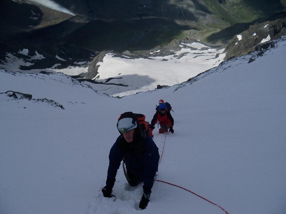 La discesa dal Colle lungo il Couloir