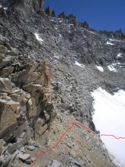 raggiunta la base dell'Herbetet,ultimo cengione ripido ma meno esposto.....