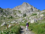 Avvicinamento alla Rocca della Colla Auta