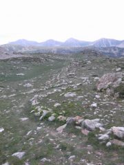 la bella mulattiera che scende dal colle dei Morti