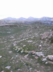 la bella mulattiera che scende dal colle dei Morti