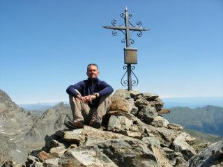 IN CIMA ALLE LOBBIE
