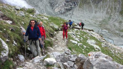 salendo verso la Turtmann Hutte, nella parte alta del sentiero (21-7-2012)