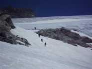 Discesa dal ghiacciaio, passando per l'estremita' ancora nevosa