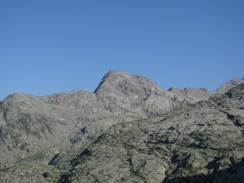 Il Moncimour visto dalla Bocchetta di Boiretto