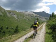 il lungo traverso nella Combe de Clery