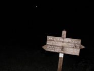 Lago inferiore di Valscura e luna