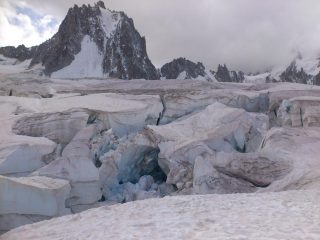 I crepacci della Mer de Glace, sotto la Tour Ronde