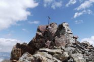 la croce della cima centrale dell'Aver