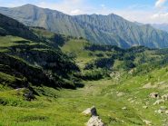 Il Vallone della Miniera. Al centro il Passo di Viafiorcia.