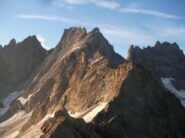 La Grande Ruine si riempie di luce...