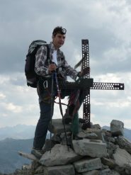Andrea in cima