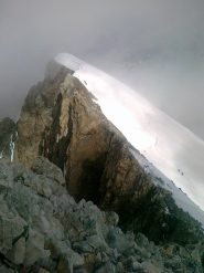 Sullo sfondo il Dome, in primo piano inizio della cresta