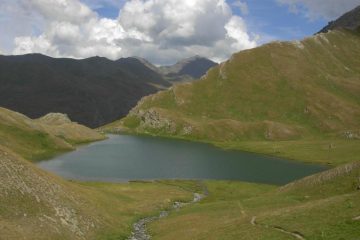 Scendendo verso il Lac des Cordes