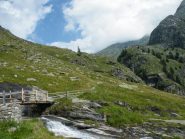 salendo sotto il sole