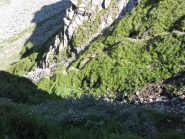 la frana sul sentiero prima del lago Superiore