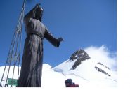 Il Cristo delle vette..con alle spalle il Corno Nero.