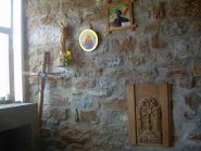 La bella cappellina di fianco al rifugio.