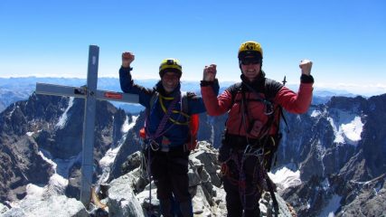 la nostra soddisfazione in vetta alla Barre des Ecrins !! (11-8-2012)