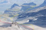 In rosso il percorso di salita, in giallo la via di ritorno