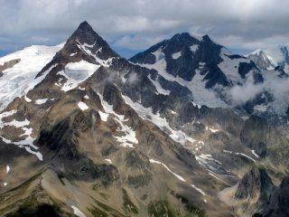 Aiguille des Glaciers e Tre la Tete