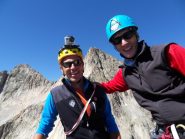 In vetta alla Dibona con l'Aiguille du Soreiller alle spalle