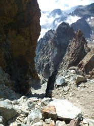 il canalino che riporta in vetta dopo l'aggiramento del Saint-Robert