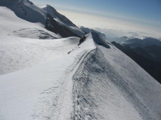 La cresta che conduce al colle 
