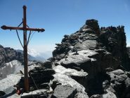 La cresta continua ...