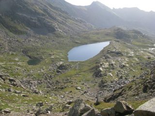 Discesa al lago della Fertà