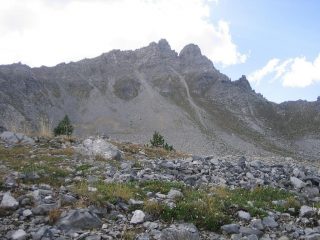 traccia del sentiero per la salita alla Punta Quattro Sorelle