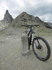 Sul Colle Biancetta, uno sguardo al Roc della Niera