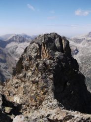 dalla cima est uno sguardo alla cima ovest