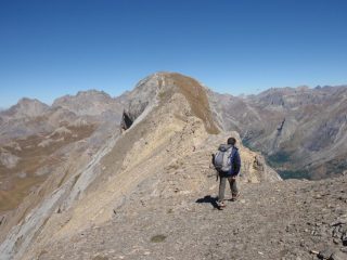 la cresta verso la cima