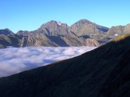 Mare di nuvole dal colletto dove inizia la cresta