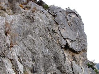zona all'ombra fino alle 14.30 (pikachu, 5c)