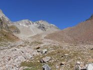 13 - alla base della morena la traccia è difficile da individuare