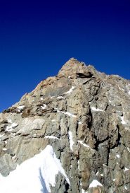 La cresta dalla selletta dopo il passo di III+