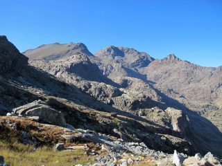 Da sx: Bel Plat, Invers del Lago Gelato e Monte Orso